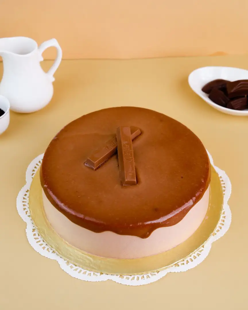 Kitkat Cake